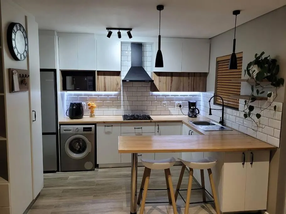 Summerstrand Holiday Apartment, Erasmus Drive, Pe Port Elizabeth