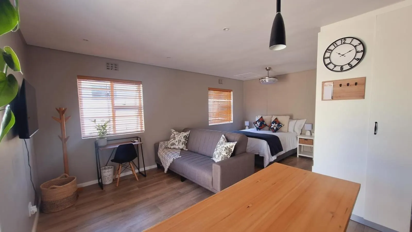 Summerstrand Holiday Apartment, Erasmus Drive, Pe Port Elizabeth